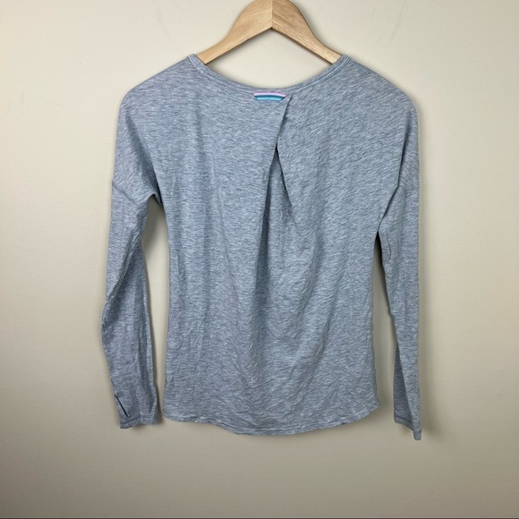 Ivivva‎ Girls Gray Long Sleeve Workout Shirt - Picture 6 of 10